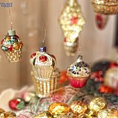История страны в елочных игрушках