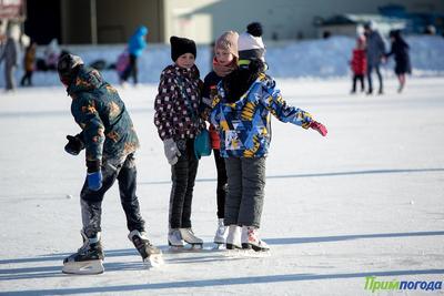 Зима, прощай: катки во Владивостоке закрывают сезон