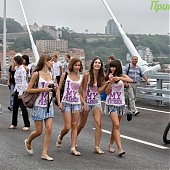 Владивосток погулял по долгожданному мосту