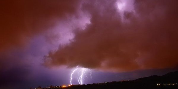 В выходные над Приморьем прогремят первые весенние грозы