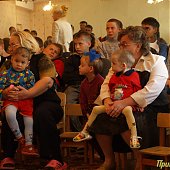 Владивостокцы поделились частичкой тепла с детьми (ФОТО) 