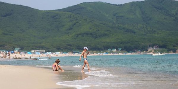 Восемь пляжей разрешены для купания в Приморье