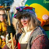 Во Владивостоке впервые прошло шествие Дедов Морозов