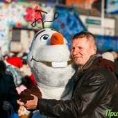 Во Владивостоке впервые прошло шествие Дедов Морозов