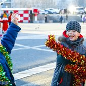 Во Владивостоке впервые прошло шествие Дедов Морозов