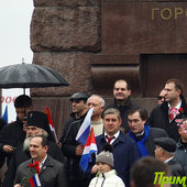 1 мая — шествие по лужам 