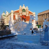 Фестиваль снежных скульптур