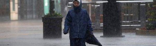 Мощный тайфун «Миндулле» обрушился на Токио