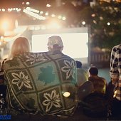 Открытый кинотеатр во Владивостоке