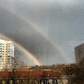 Дождь и радугу увидели горожане в понедельник во Владивостоке