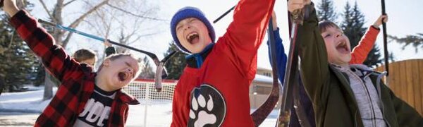 Восемь новых хоккейных коробок появилось во Владивостоке