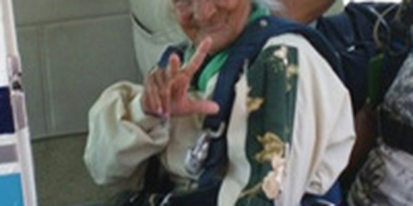 103-летняя бразильянка прыгнула с парашютом