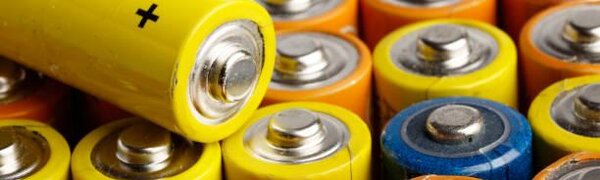 В России запретят выбрасывать батарейки вместе с прочим мусором