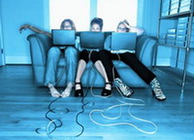 Социальные сети губят в человеке человека