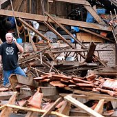 На север Франции обрушился небольшой торнадо