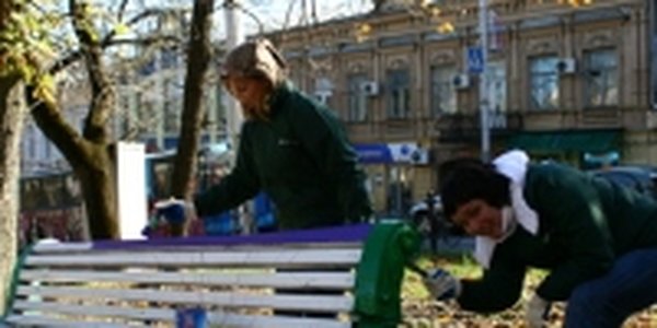 «Бросайте мусор прямо здесь» — Как в Чите проходят субботники