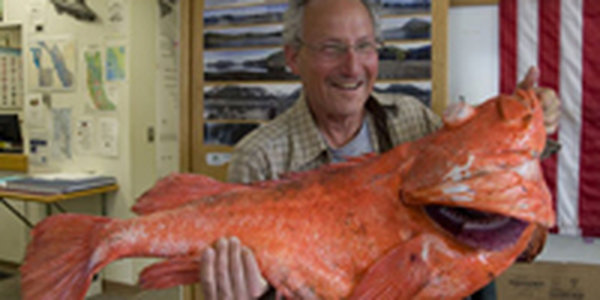 Житель Аляски поймал 200-летнего окуня