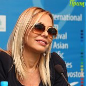 Орнелла Мути: Живое общение серьезнее киносъемок