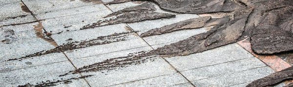 Городские службы устраняют последствия сильного ливня во Владивостоке