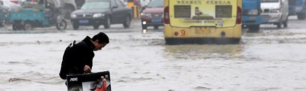 Наводнение в Китае: более 12 тысяч эвакуированных