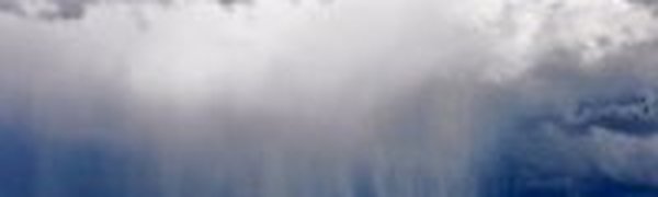 Крупный град выпал в Калифорнийской долине