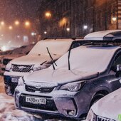 Мощный циклон принес во Владивосток снег, метель, гололедицу (ФОТО)