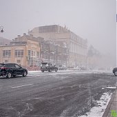 Циклон засыпал Владивосток снегом