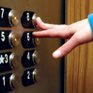Кнопки в лифте оказались источником заразы