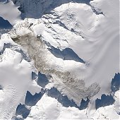 Спутник НАСА сделал фото крупнейшего оползня на Аляске