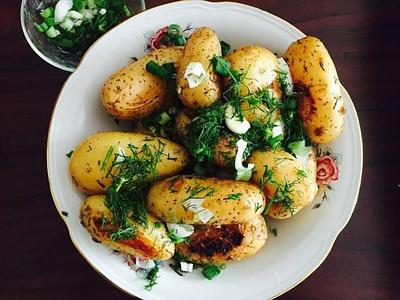 Россияне стали есть меньше мяса и больше картофеля Россияне стали есть меньше мяса и больше картофеля