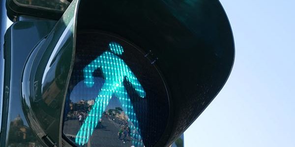 Штраф за отказ водителя пропустить пешеходов увеличили в России