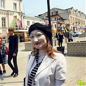 Франция во Владивостоке: Мимы на улицах города (ФОТО)