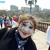 Франция во Владивостоке: Мимы на улицах города (ФОТО)