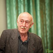 Отар Иоселиане во Владивостоке: мастер-класс и выставка графики