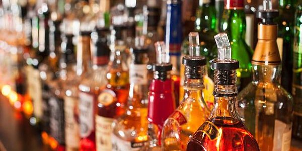 Алкоголь вредит больше чем наркотики, утверждают эксперты