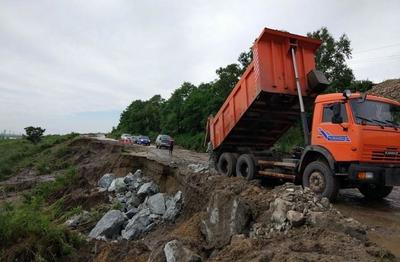 В Приморье продолжают восстанавливать размытые участки дорог. СПИСОК В Приморье продолжают восстанавливать размытые участки дорог. СПИСОК