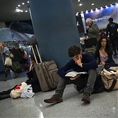 Снежный шторм парализовал северо-восток США