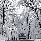 Снежный шторм парализовал северо-восток США
