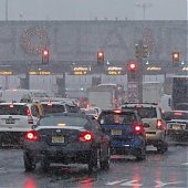 Снежный шторм парализовал северо-восток США
