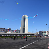 Воздушные змеи в небе Владивостока