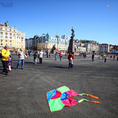 Воздушные змеи в небе Владивостока