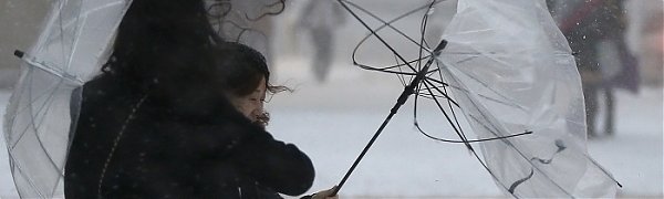 В Японии свирепствует штормовой ветер