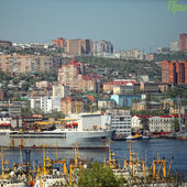 По Золотому мосту
