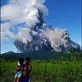Сильный выброс пепла и дыма произвел вулкан Булусан