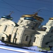 Внезапный утренний снег украсил город