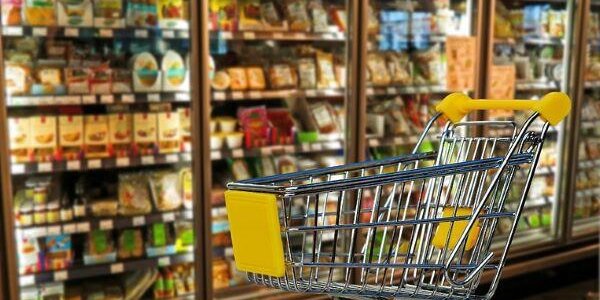 Ключевых продуктов в сетевых магазинах хватит на восемь недель