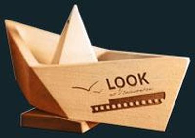 Призы для проекта LookAtVladivostok.ART создаёт приморский скульптор