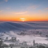 Фото утреннего тумана в Италии стало лучшим погодным снимком года