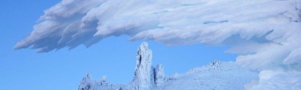 Штормовая погода настигла Камчатку и север Курил