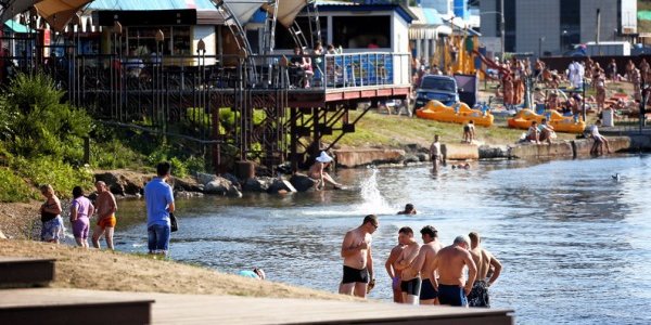 Во Владивостоке официально стартовал купальный сезон 